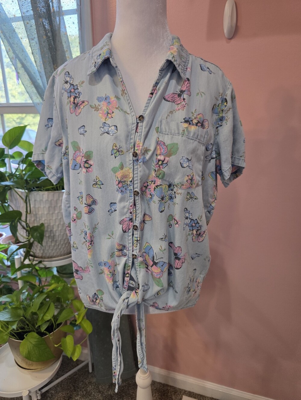 Intro Butterfly Floral Chambray Look Tie Front Shirt Top Size M